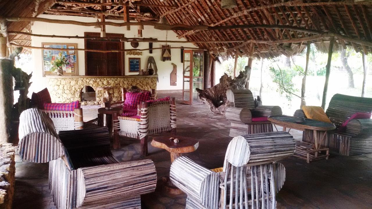 Bahari Pori Resort Pangani Exteriör bild